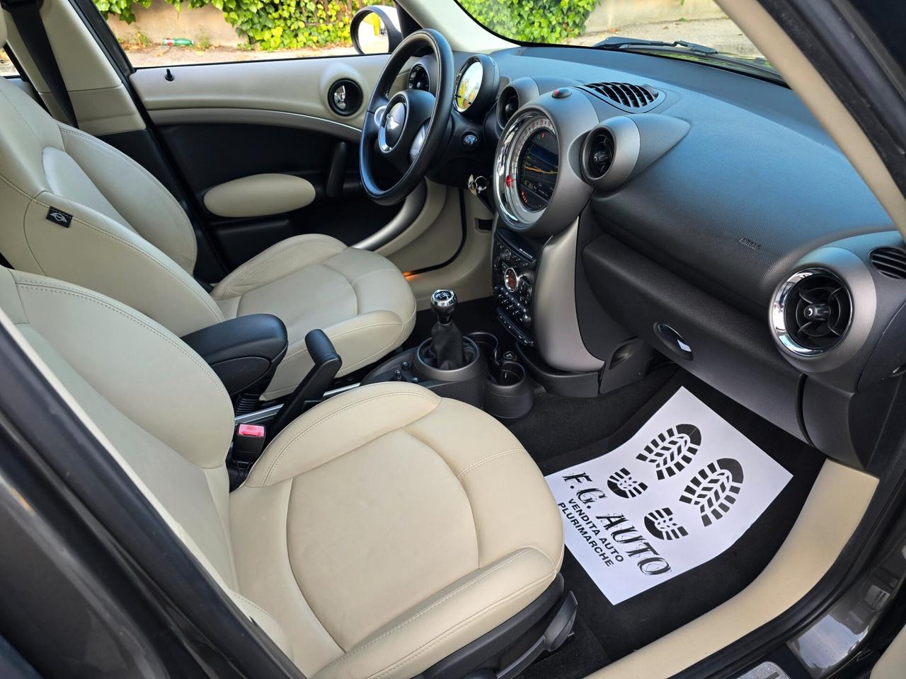 MINI COUNTRYMAN BI-COLOR 1.6 DIESEL NUOVISSIMA