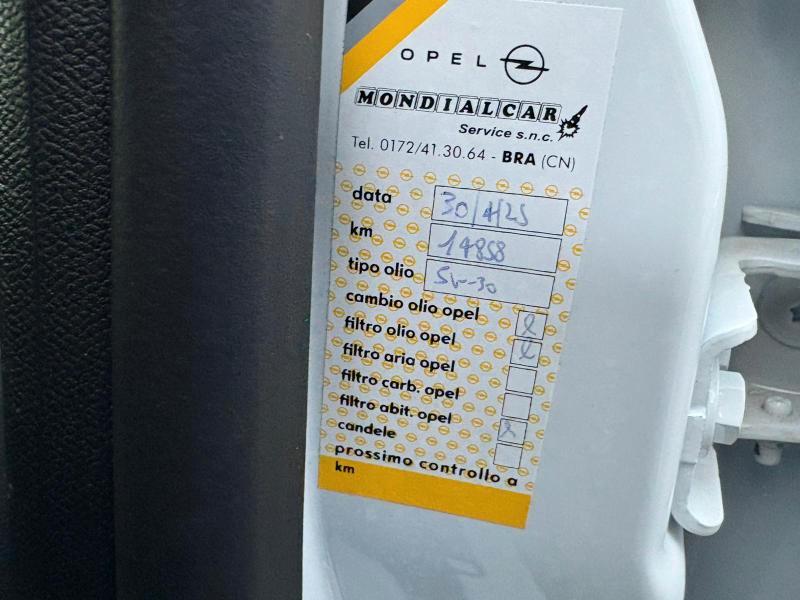 Opel Corsa 1.2 BENZ GS s&s 75cv ADATTA NEOPATENTATI