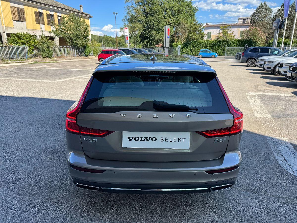 VOLVO - V60 - D3 Geartronic Inscription AUTOCARRO N1