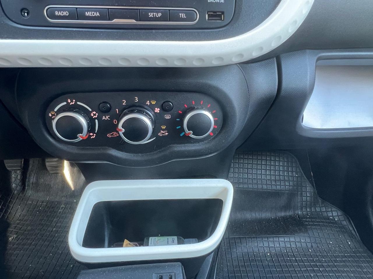 Renault Twingo Lovely SCe 69 #6320