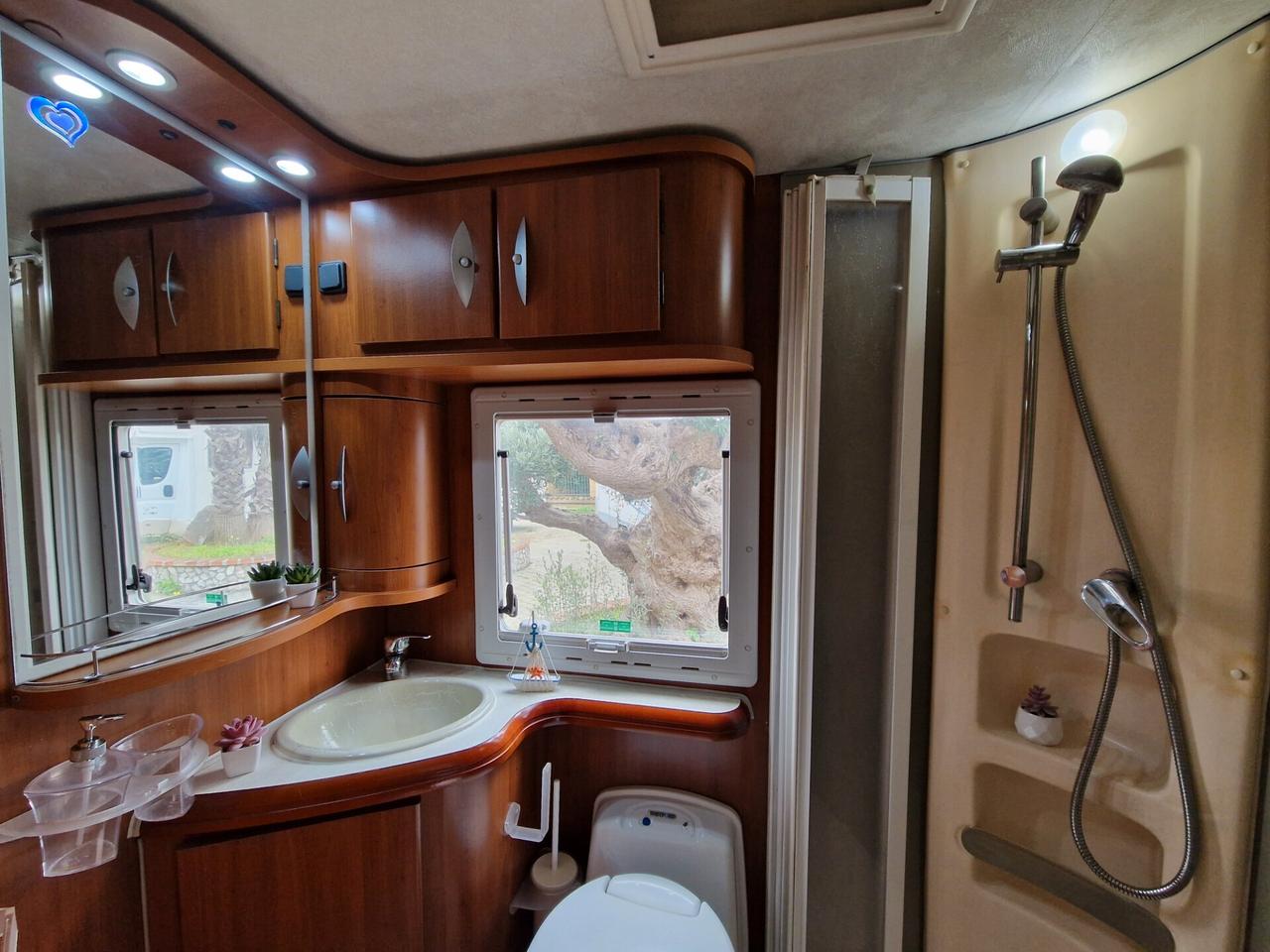 MOBILVETTA Kea P81- Maxi Garage (Garanzia 2 Anni)