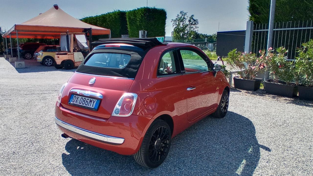 Fiat 500 500C Cabrio 1.2 Rock Cv. 69 Adatta a Neopatentati Versione con colore Fiat Rosso Corsa