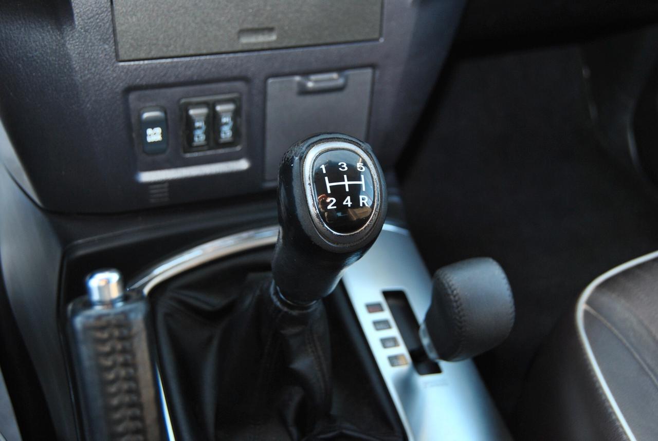 Mitsubishi Pajero 3.2 DI-D 16V 3p. Intense