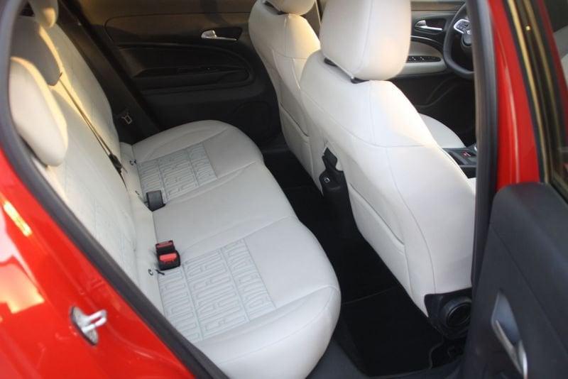 FIAT 600 1.2 Hybrid 100cv La Prima