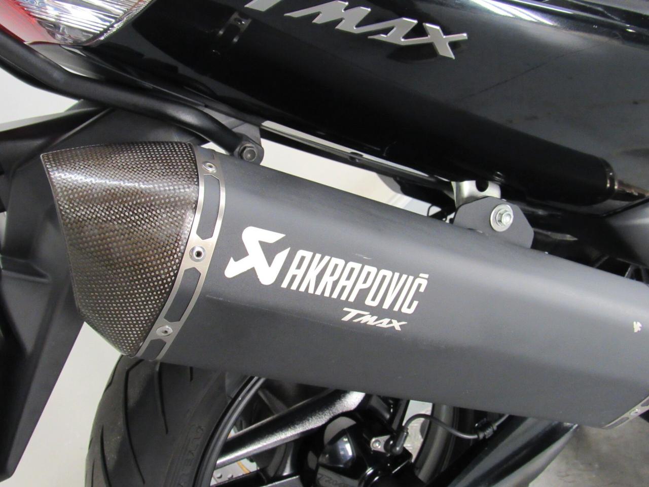 Yamaha T Max ABS SCARICO AKRAPOVIC