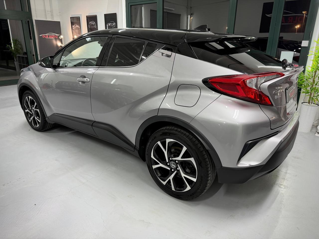 Toyota C-HR 1.8 Hybrid E-CVT Style