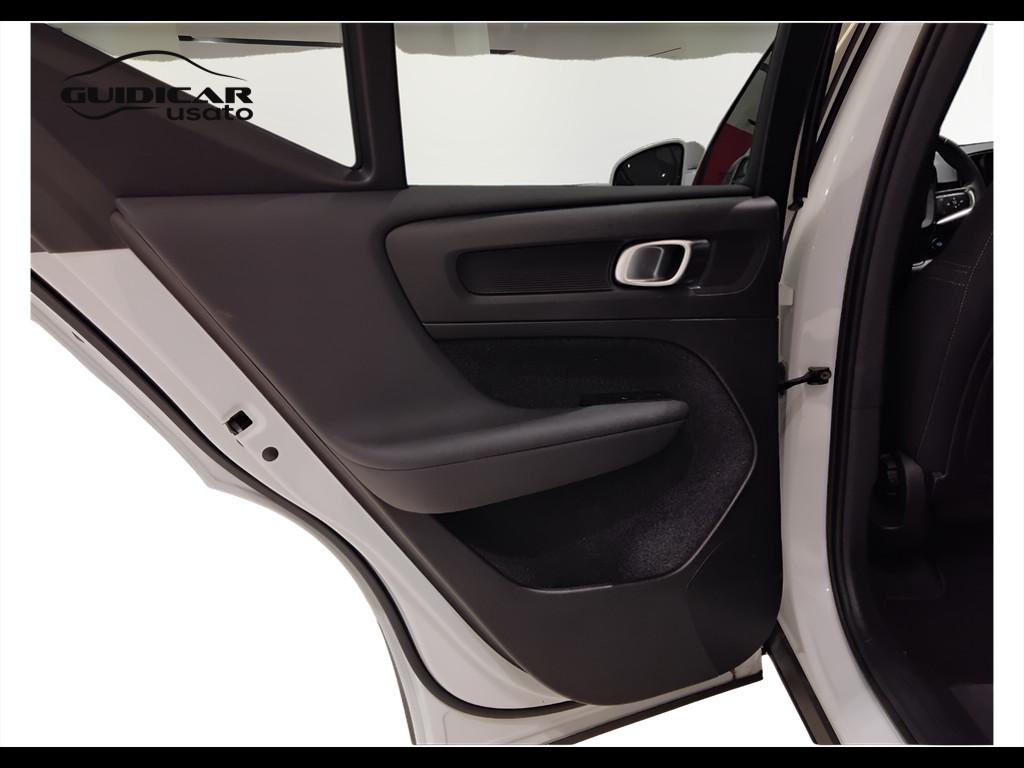 VOLVO XC40 2023 - XC40 2.0 b3 Core auto