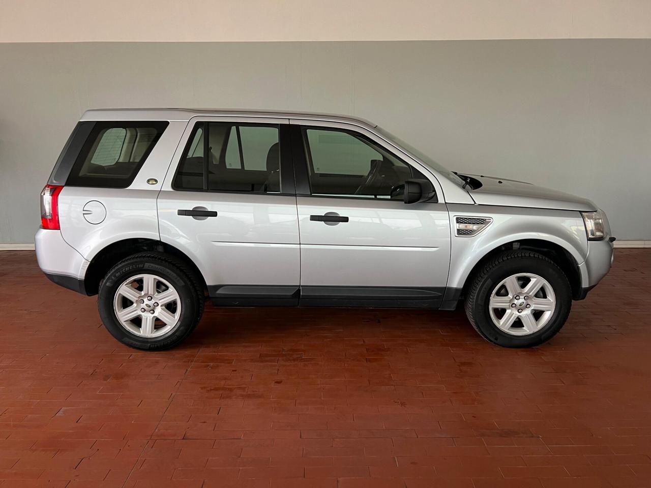 Land Rover Freelander 2 2.2 TD4 S