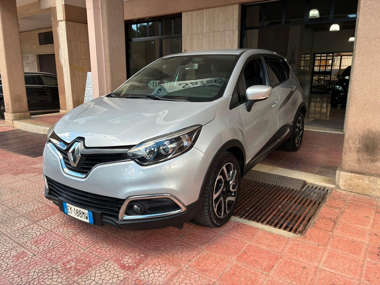 Renault Captur 1.5dCi Navi retro perfetta-2015