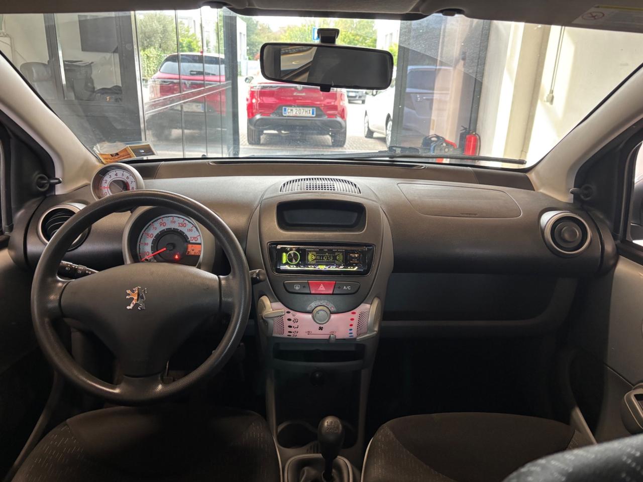 Peugeot 107 1.0 BENZINA 5 porte | OK NEOPATENTATI |