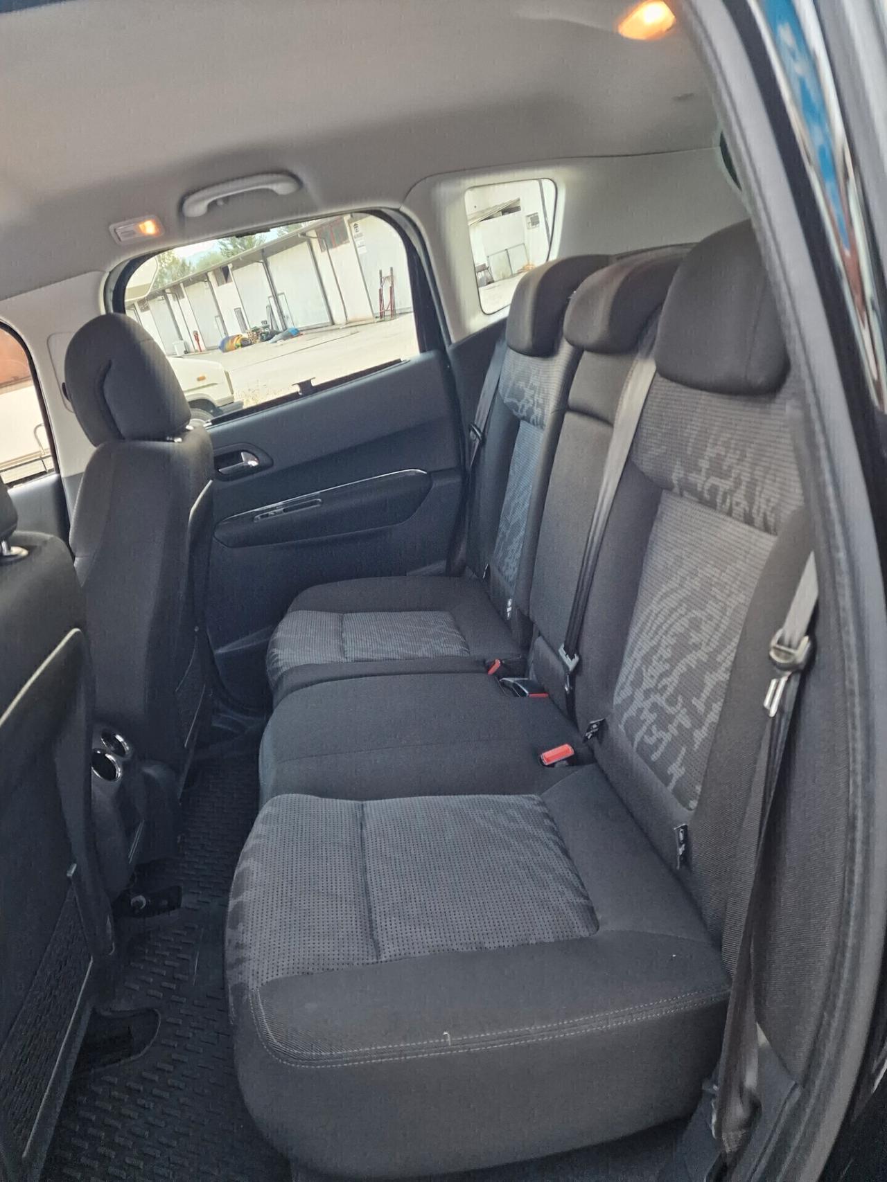 Peugeot 3008 2.0 HDi 150CV Business