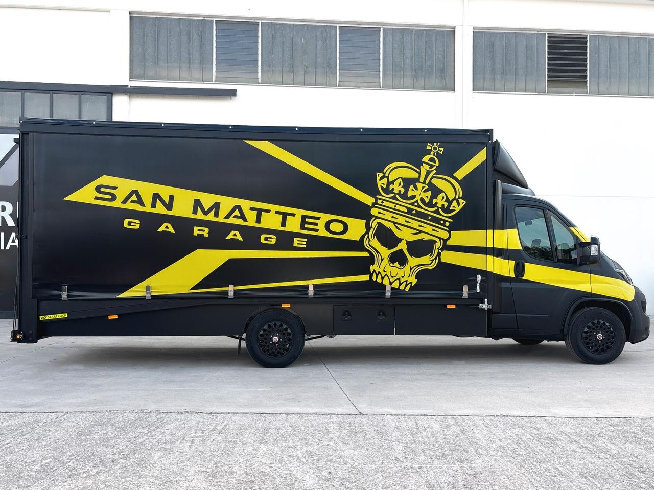 Allestimento trasporto auto coperto carroattrezzi
