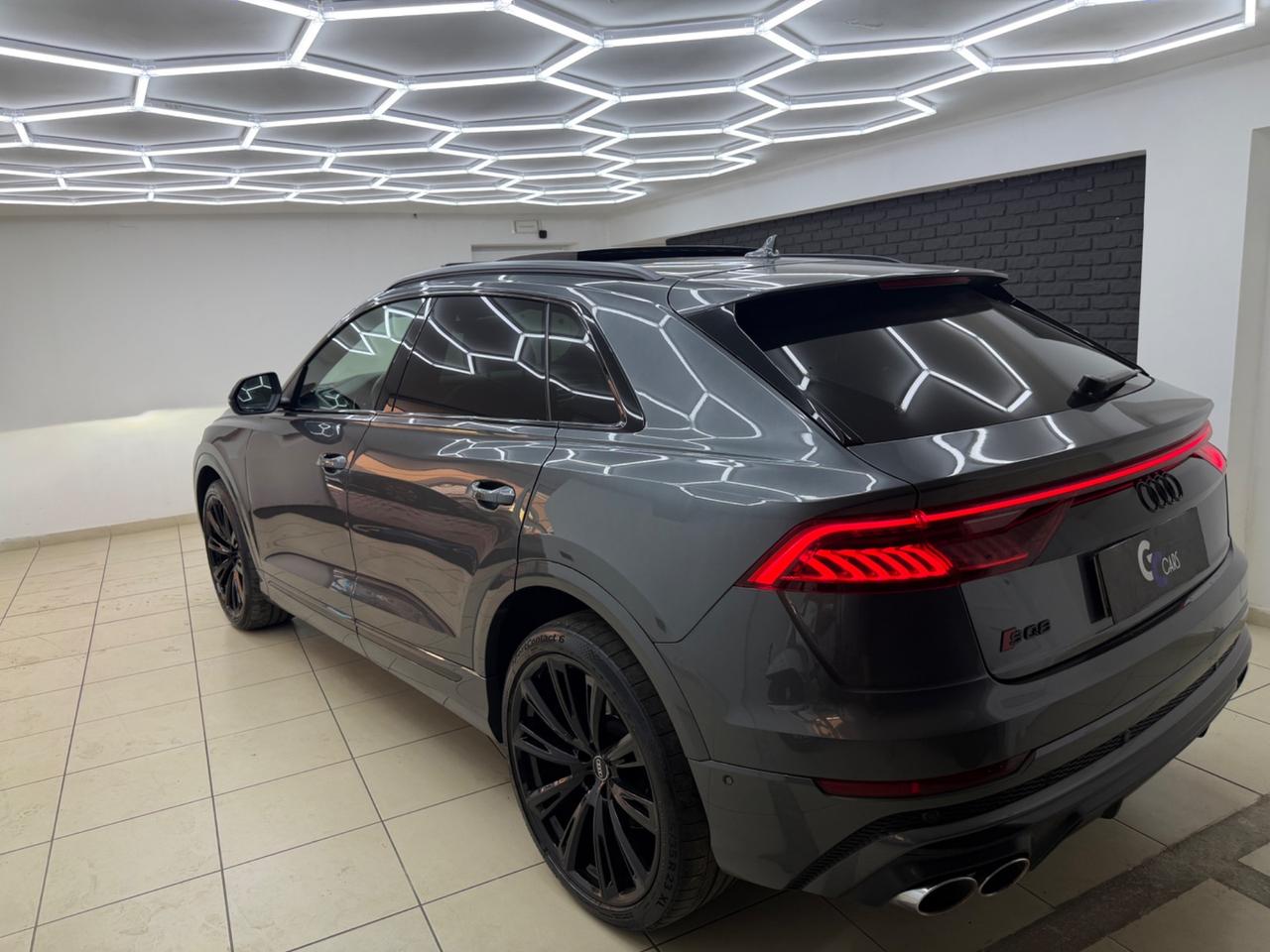 Audi SQ8 TFSI IPER FULL ITALIANA UFFICIALE
