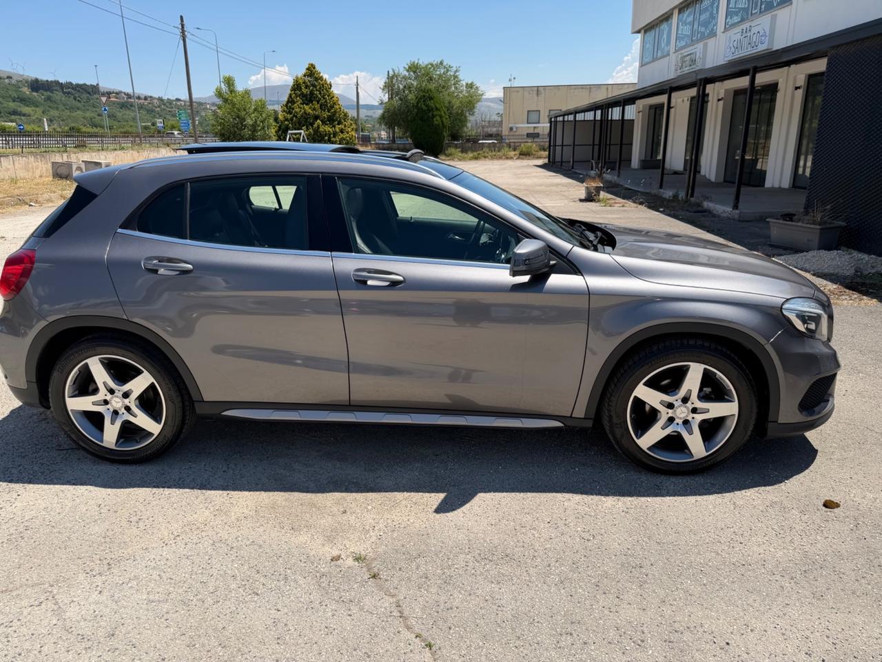Mercedes-benz GLA 200 d Automatic Premium