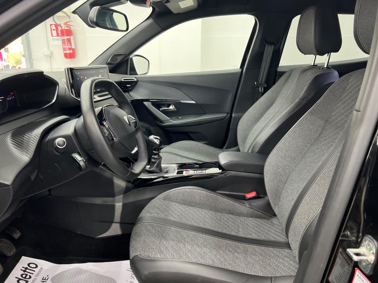 Peugeot 2008 100CV S&S Allure 12-2023