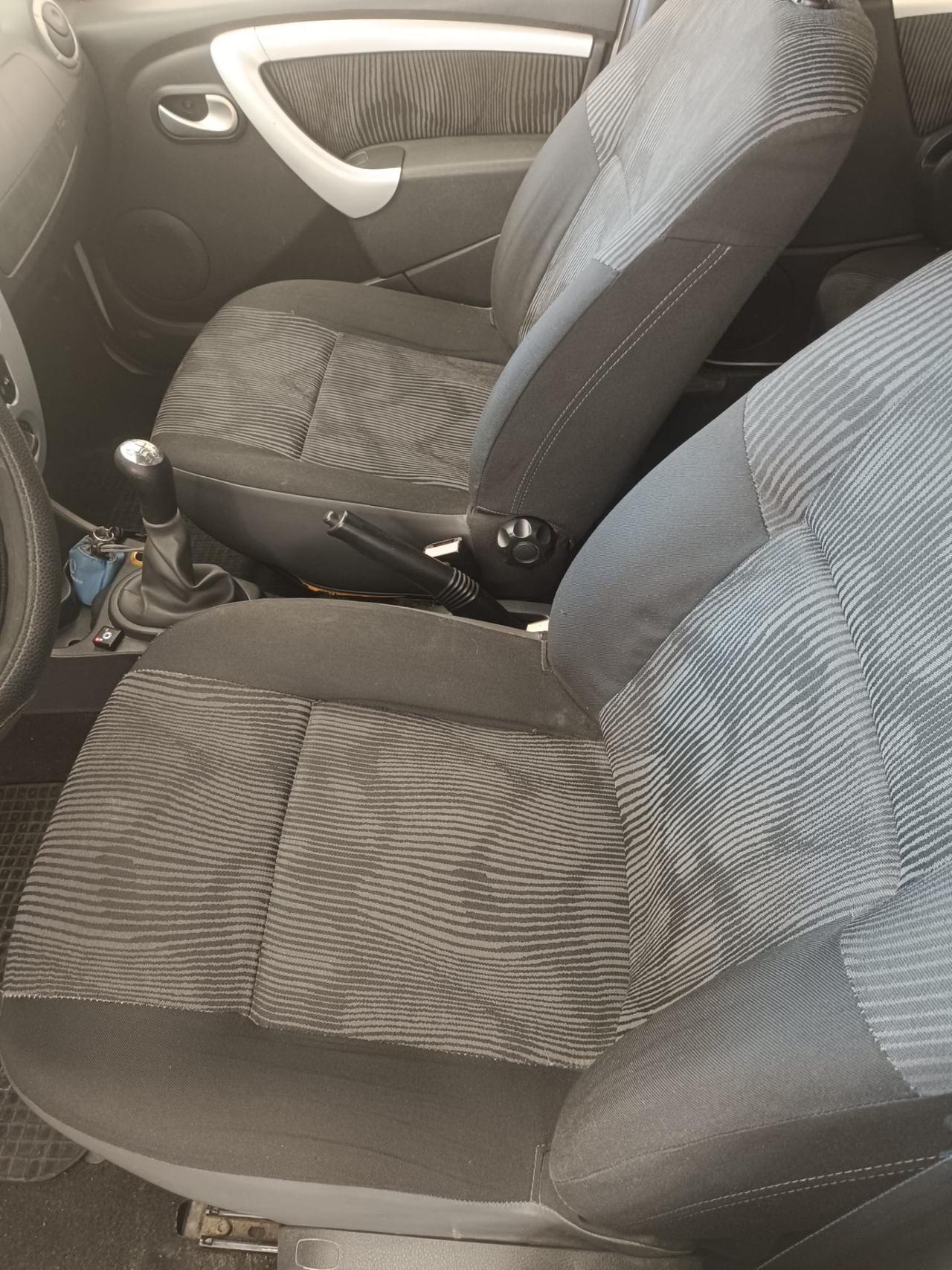 Dacia Sandero 1.4 8V GPL Ambiance