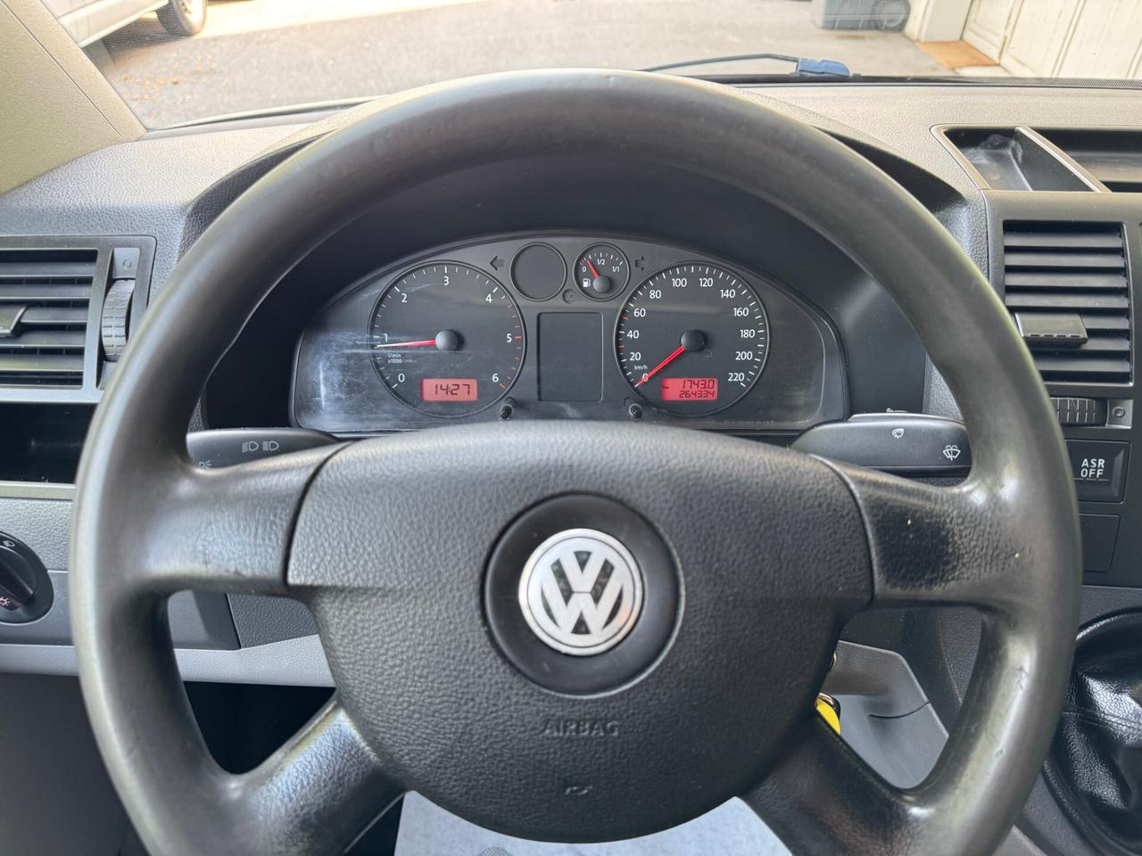 Volkswagen Transporter T5 1.9 TDI GARANZIA 24 MESI