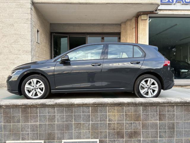 VOLKSWAGEN Golf 2.0 TDI 150 CV DSG SCR Life LUCI AMBIENTE