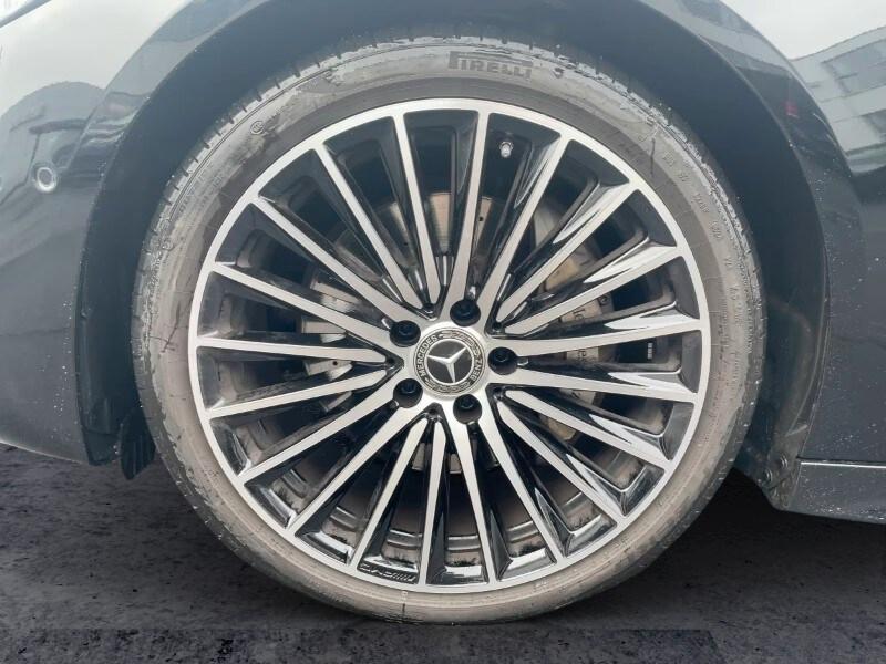 MERCEDES Classe C (W/S206) C 220 d Mild hybri...