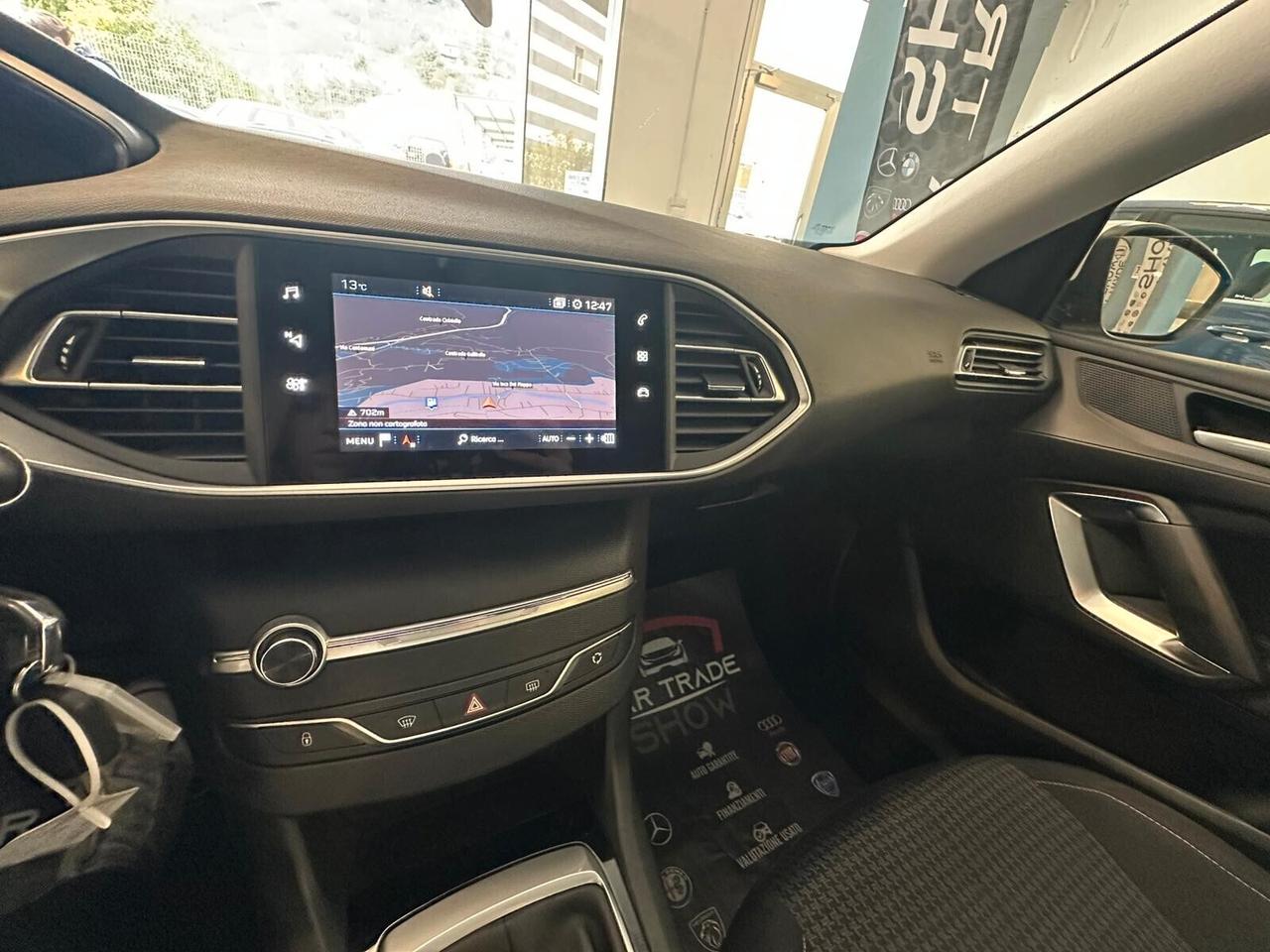 Peugeot 308 BlueHDi 130 S&S Active Business 2021