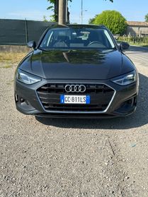 Audi A4 Avant 40 TDI quattro S tronic Business Advanced
