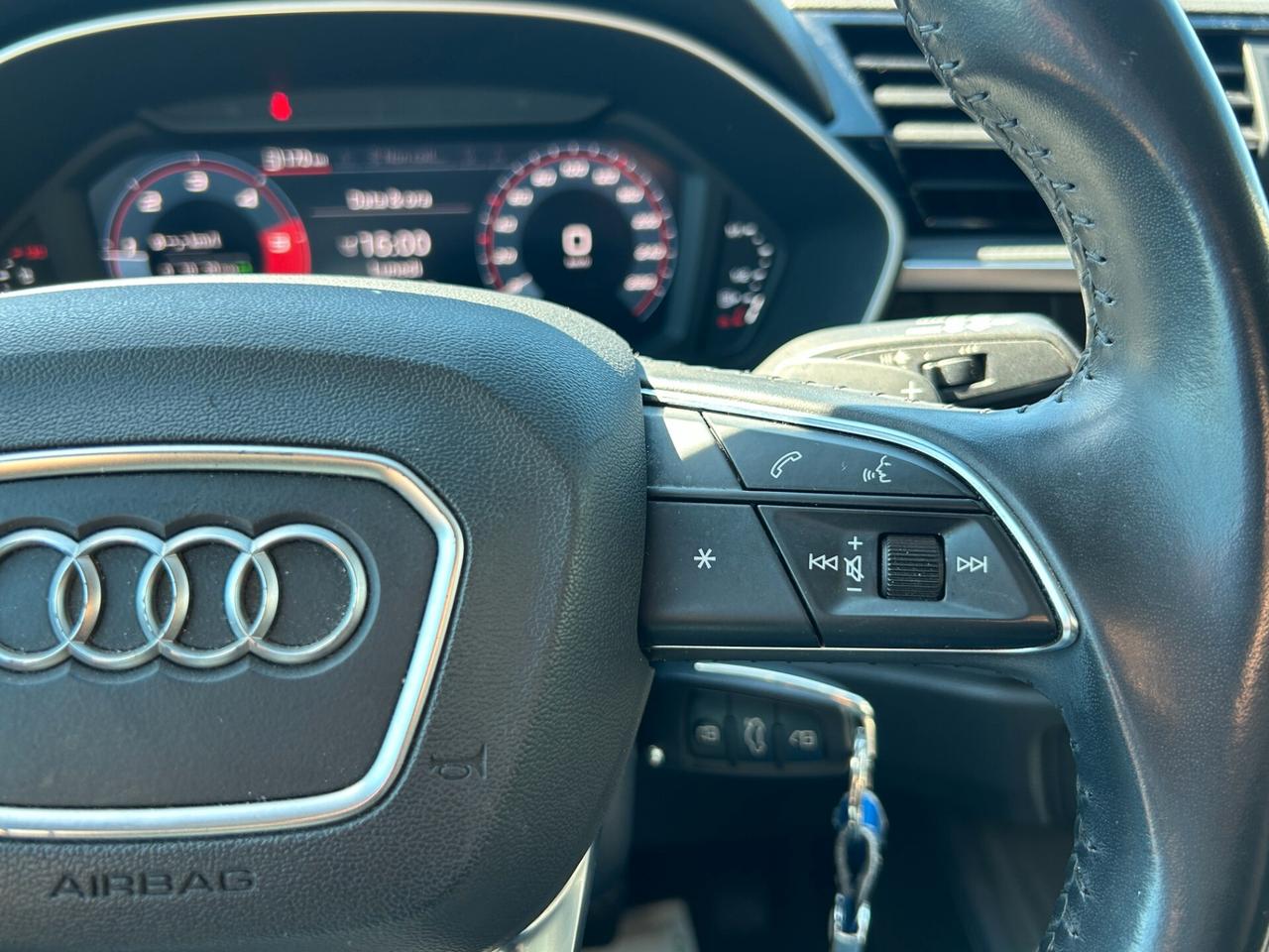 Audi Q3 Sportback 35 2.0 tdi s-tronic