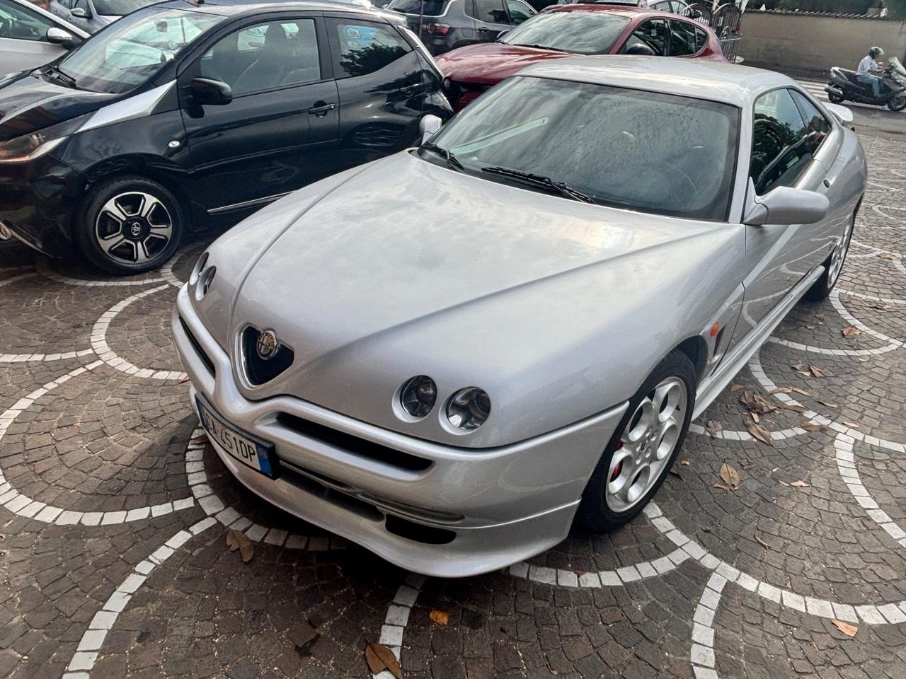 Alfa Romeo GTV 2.0i 16V Twin Spark cat L Cup