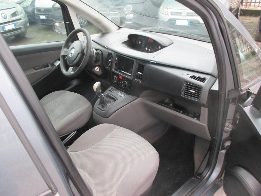 Fiat Idea 1.2 16V BlackLabel Per Neopatentati