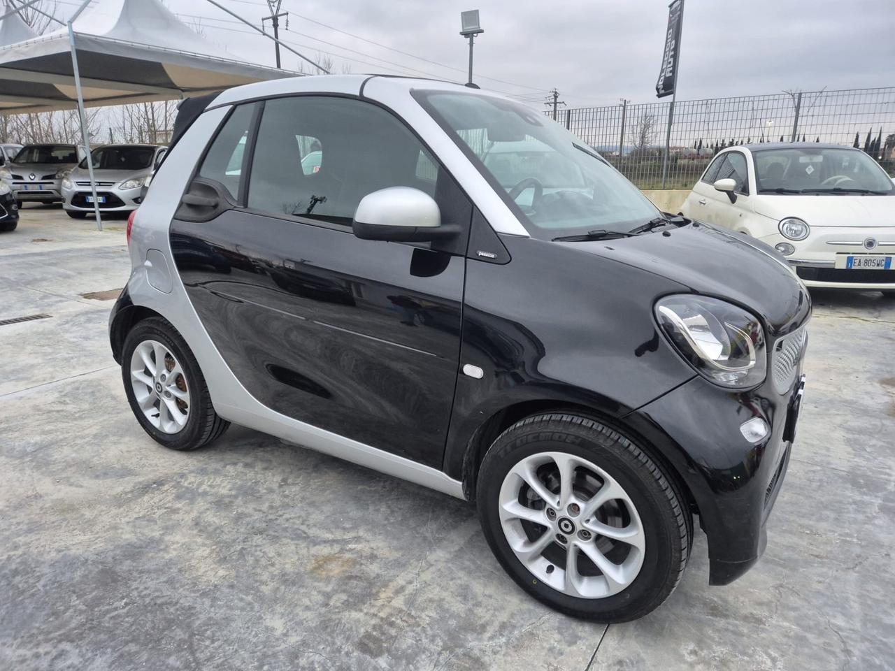 Smart ForTwo 70 1.0 twinamic cabrio AUTOMATICA