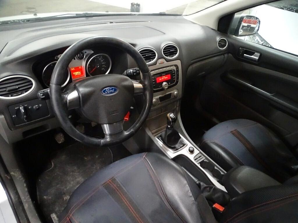 Ford Focus 1.6 TDCI 5 porte 110 CV