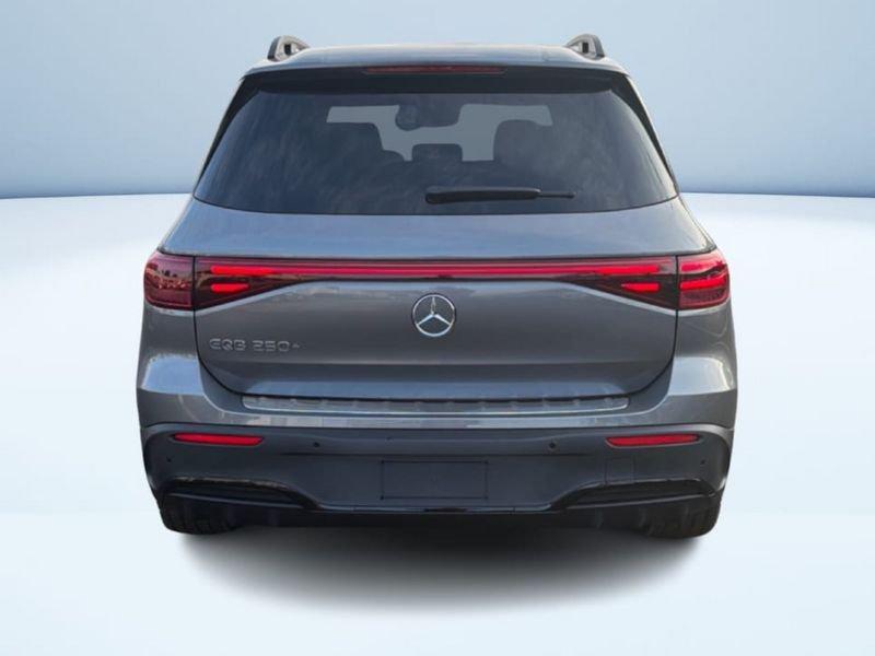 Mercedes-Benz EQB 250+ AMG Line Advanced