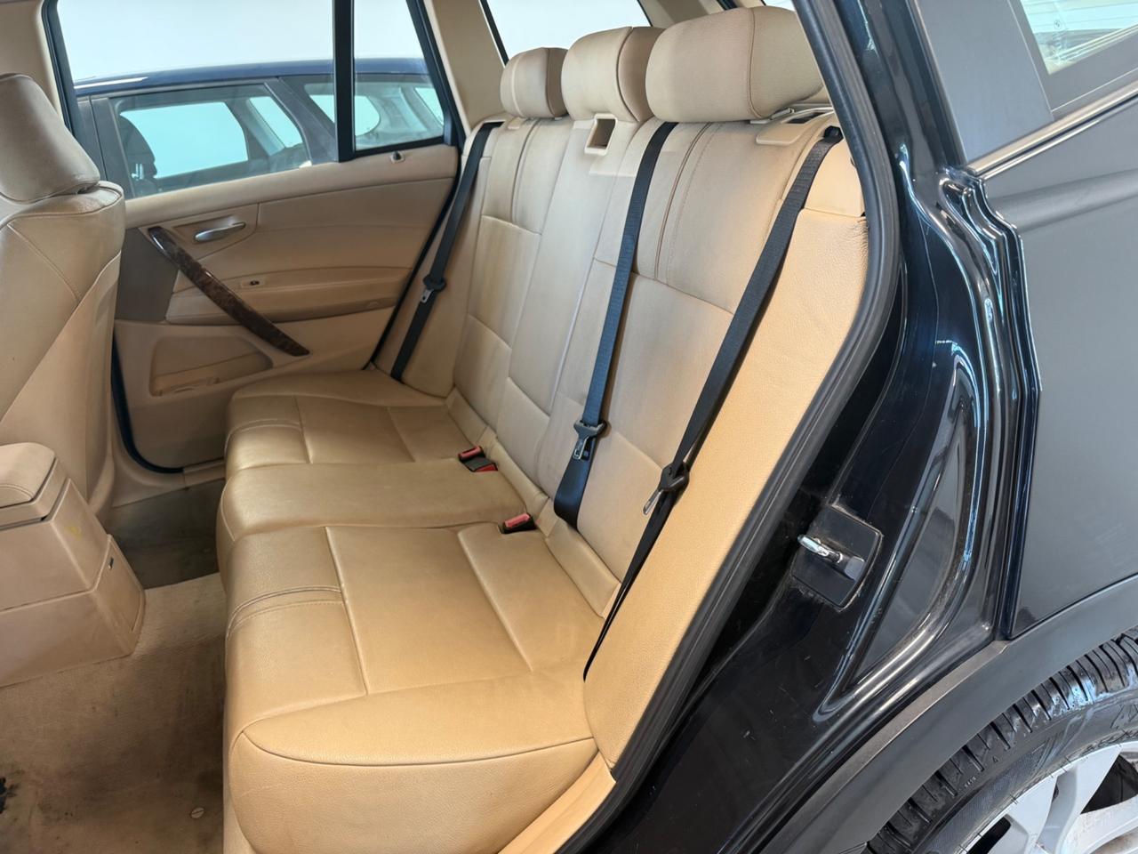 Bmw X3 2.0d cat Futura