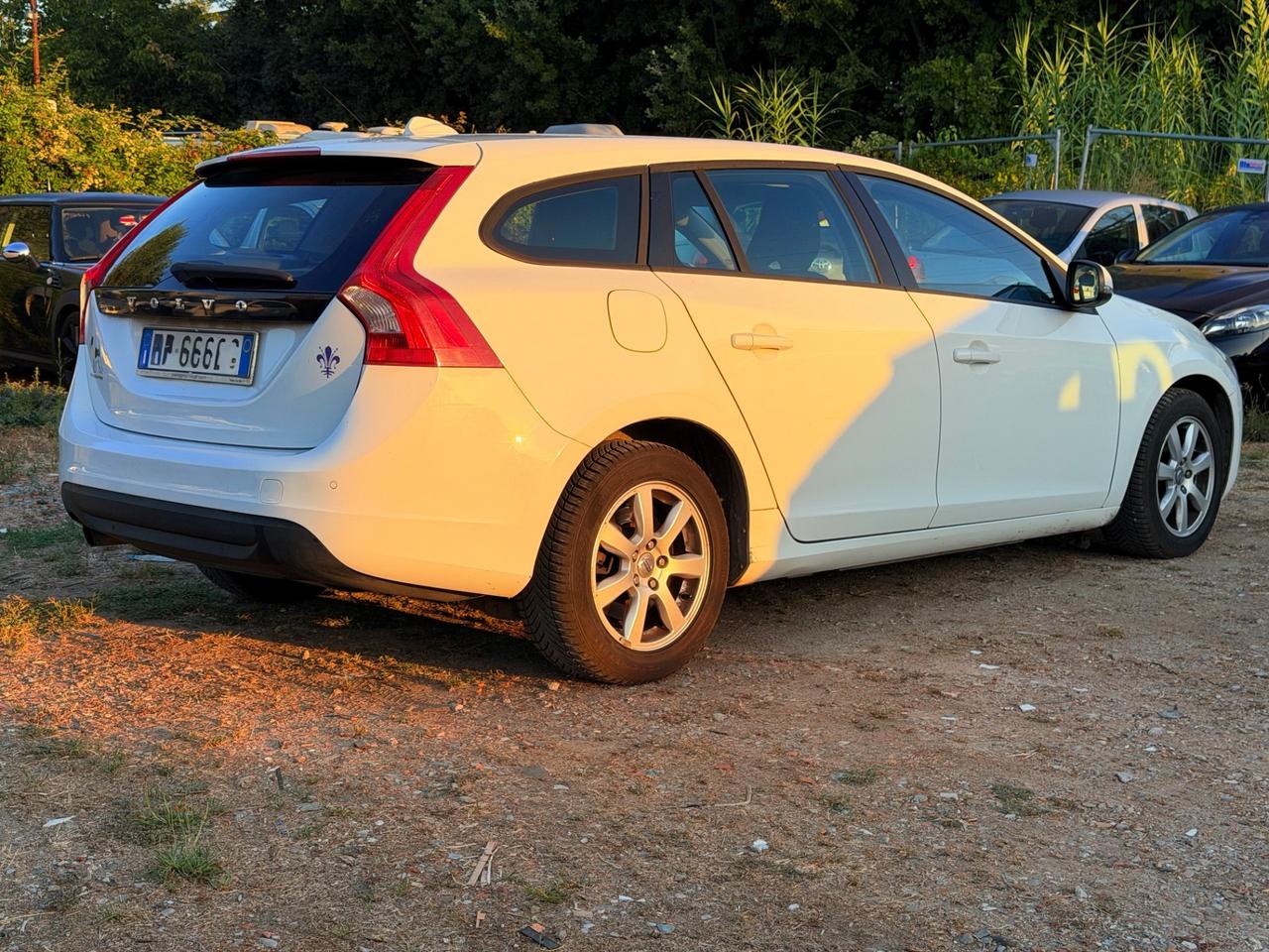 Volvo V60 D3 Summum 2.0 163cv Euro 5 2011