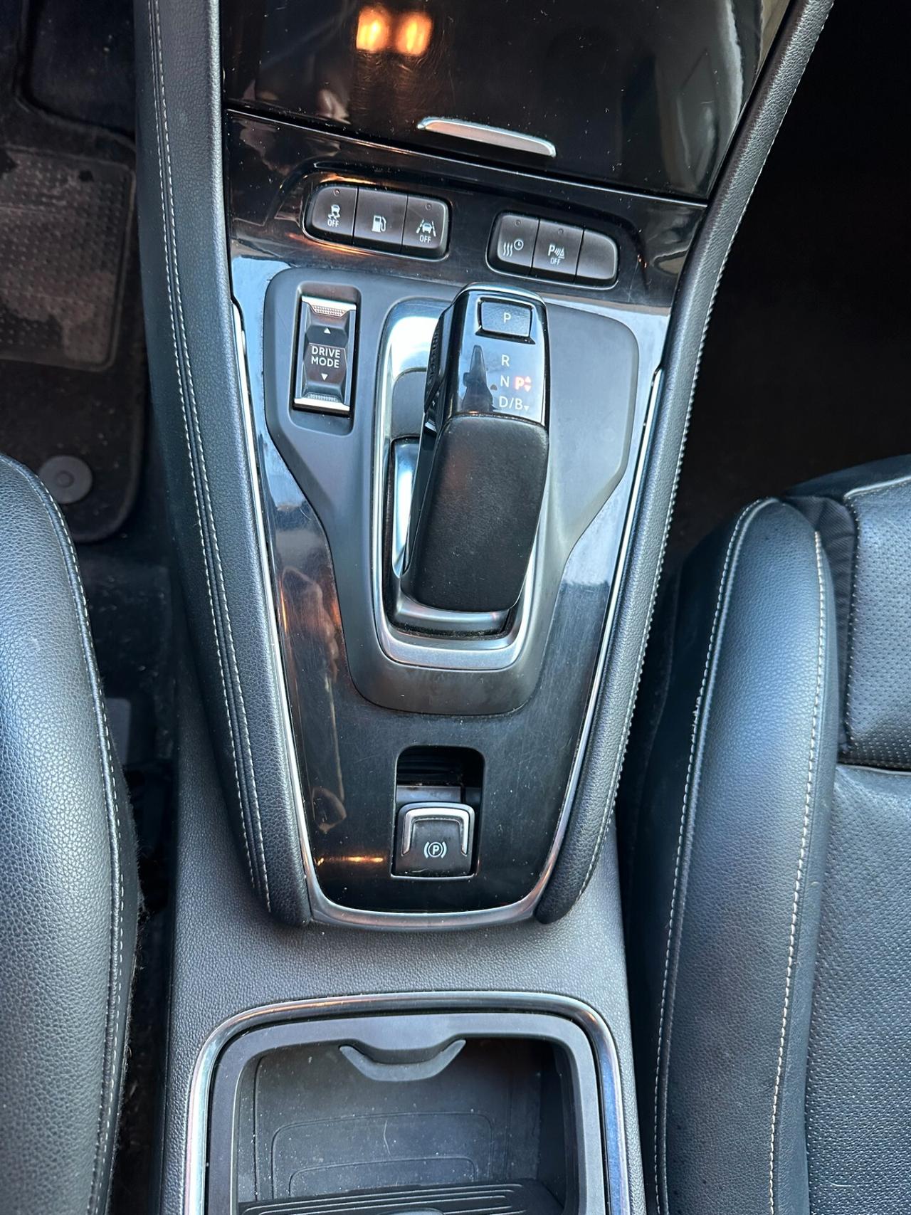 Opel Grandland X 1.6 Hybrid4 Plug-in aut. AWD