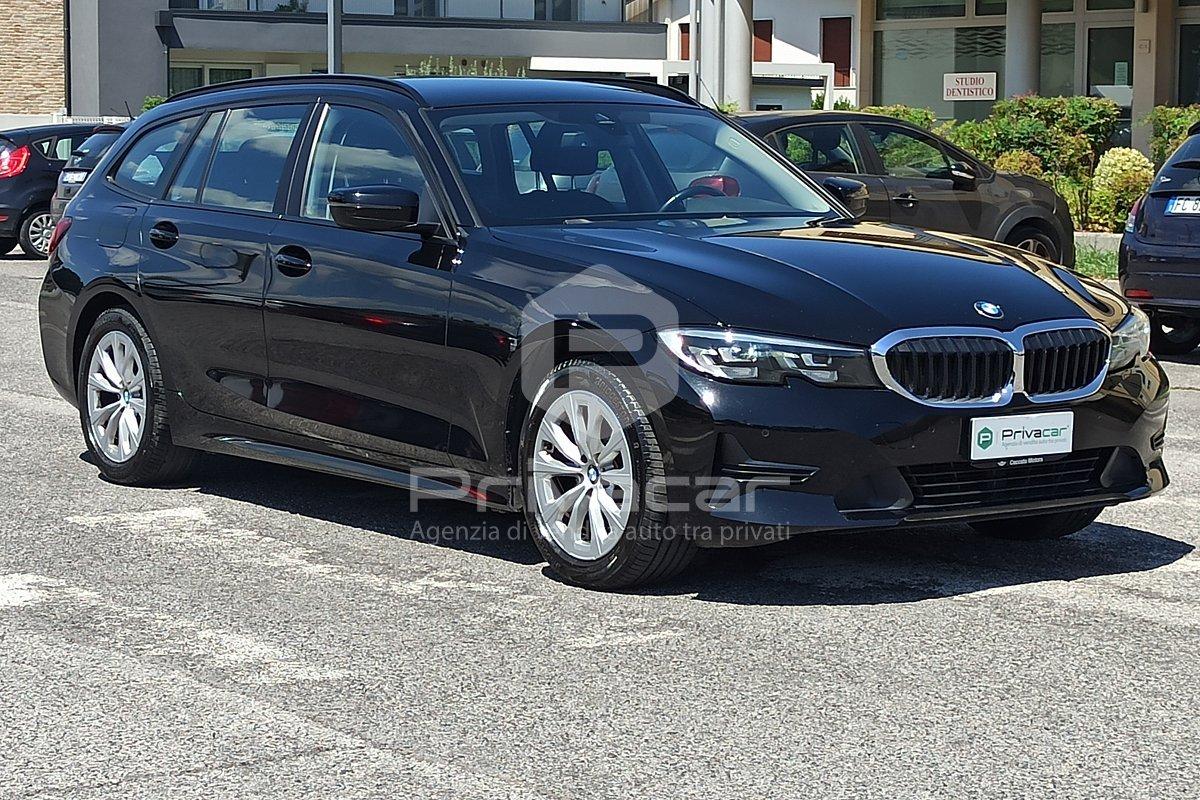 BMW 320d 48V Touring Business Advantage