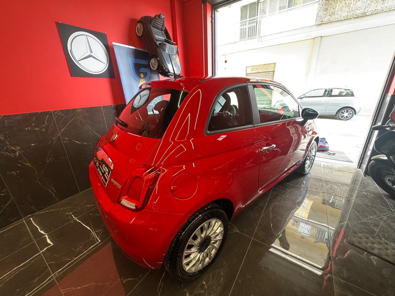 Fiat 500 1.0 Hybrid Red