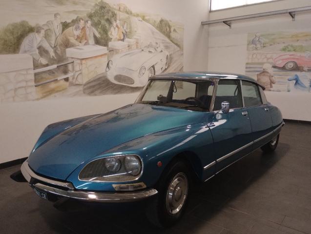 CITROEN - DS 23 ie PALLAS - ASI - TARGHE E LIBRETTO ORIGINALE -