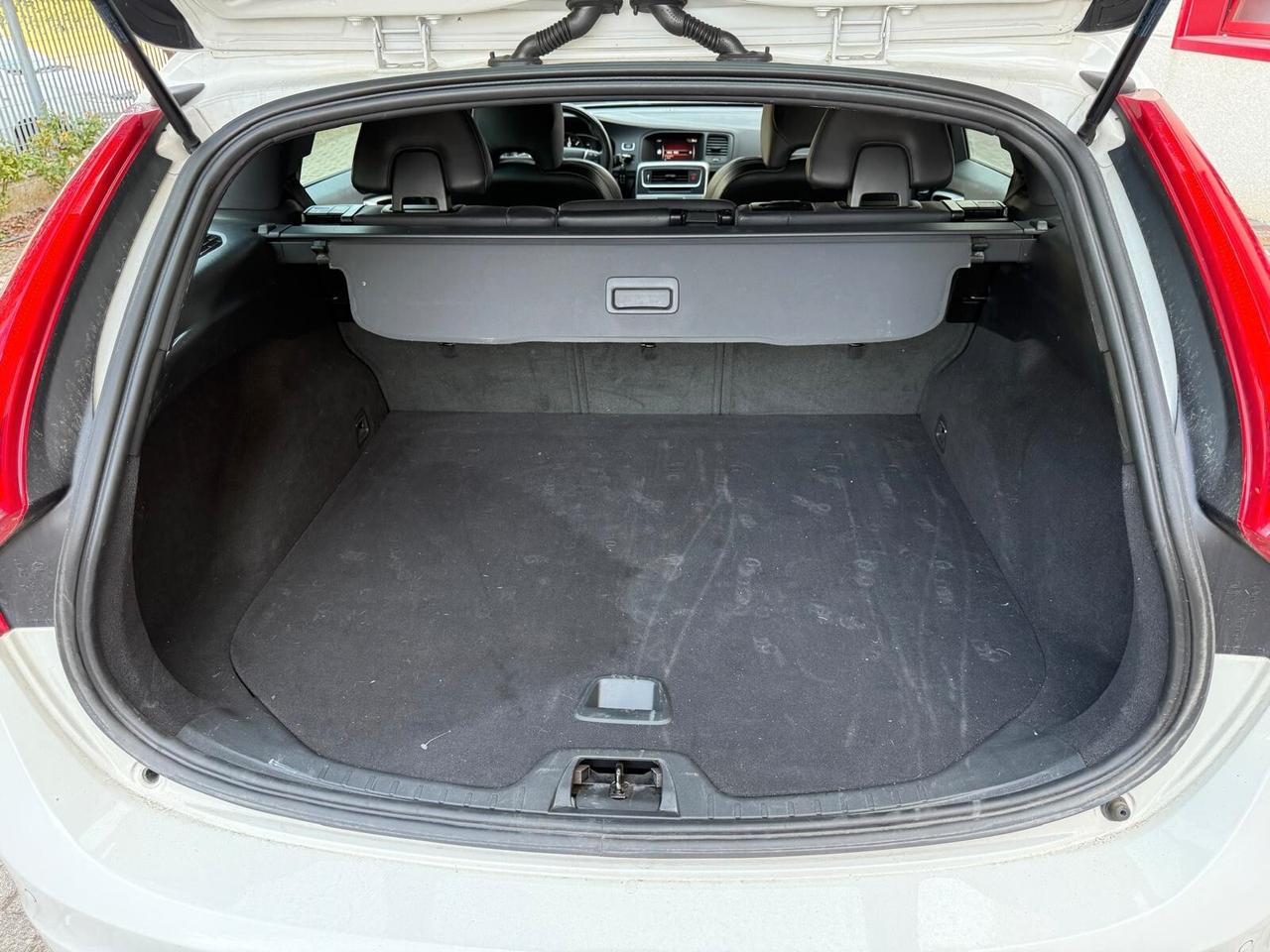 Volvo V60 D2 Geartronic Business N1