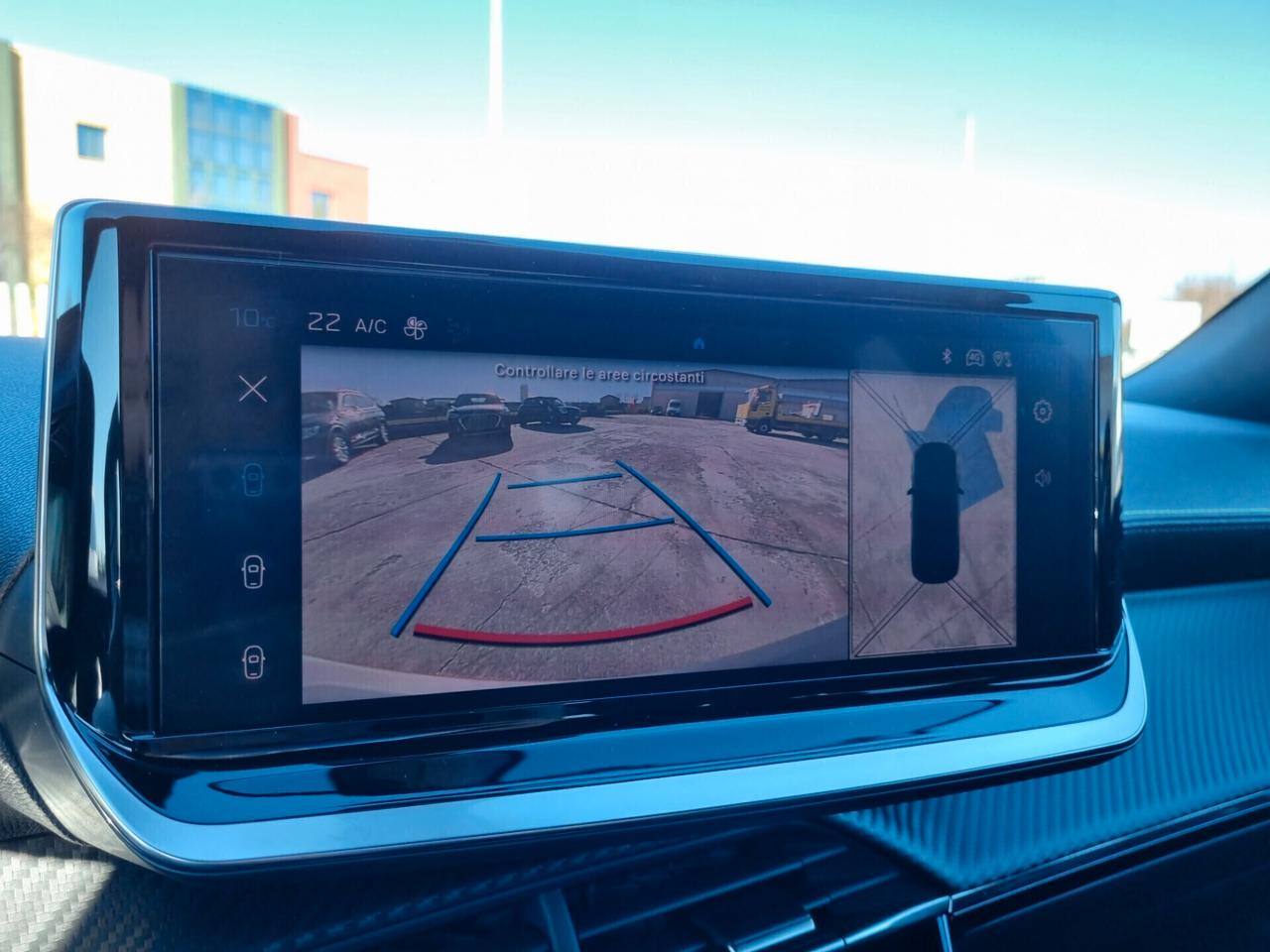 Peugeot 2008 PureTech 130 S&S EAT8 GT