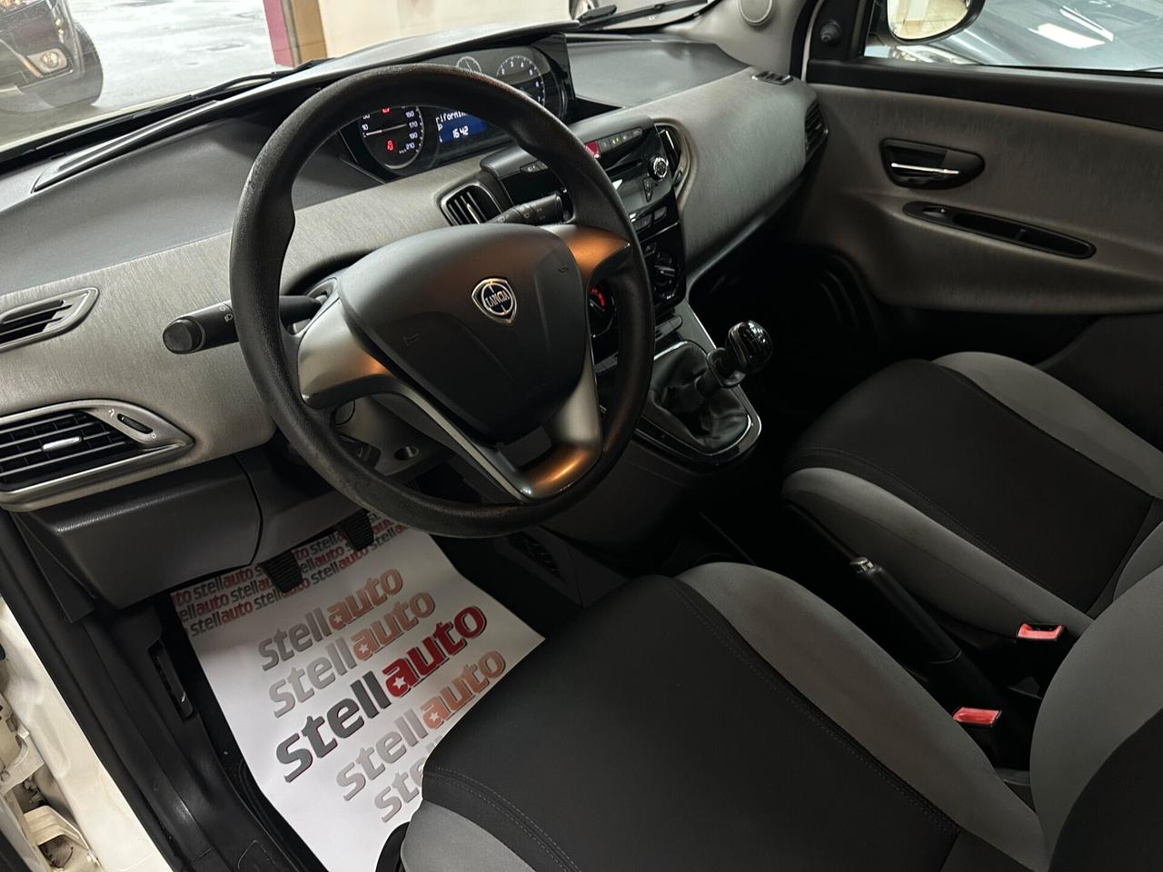 Lancia Ypsilon 1.2 69 CV 5 porte GPL Ecochic Gold