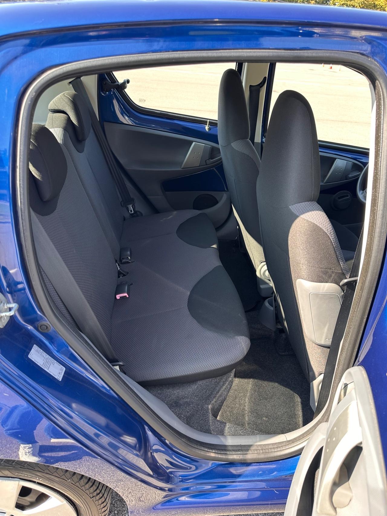 Toyota Aygo 1.0 Benzina 5p Sound Solo 80.000 Km
