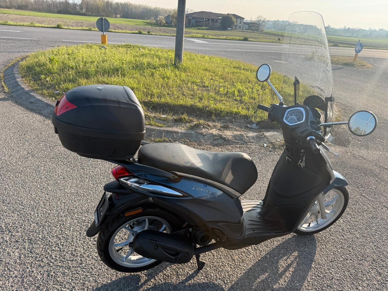 Piaggio Liberty 50 PARI AL NUOVO POCHISSIMI KM