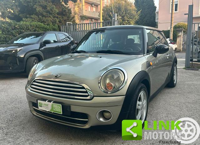 MINI Cooper D PER NEOPATENTATI