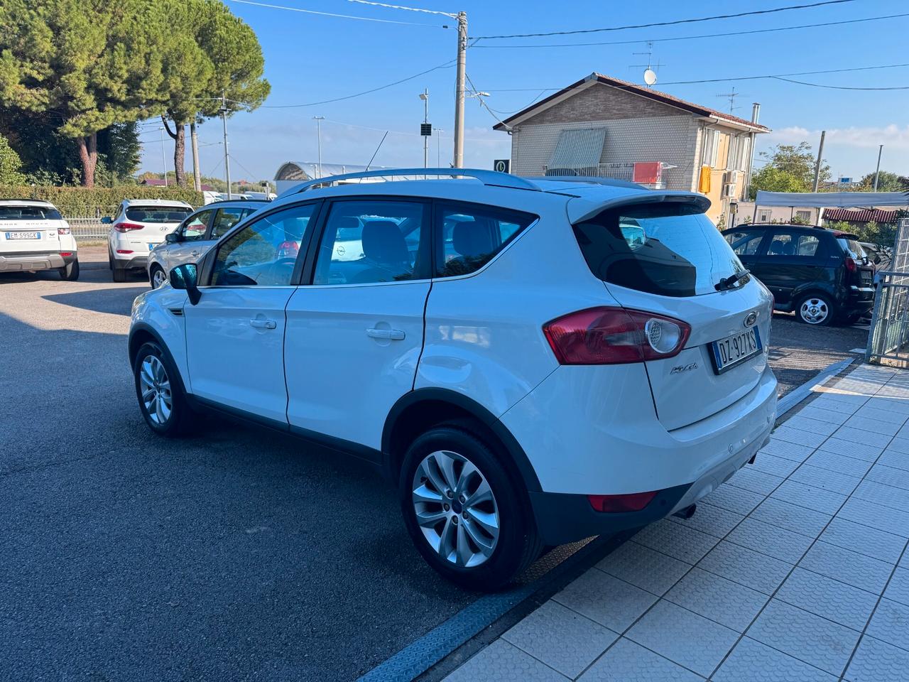 Ford Kuga 2.0 TDCi 136 CV 4WD Titanium DPF