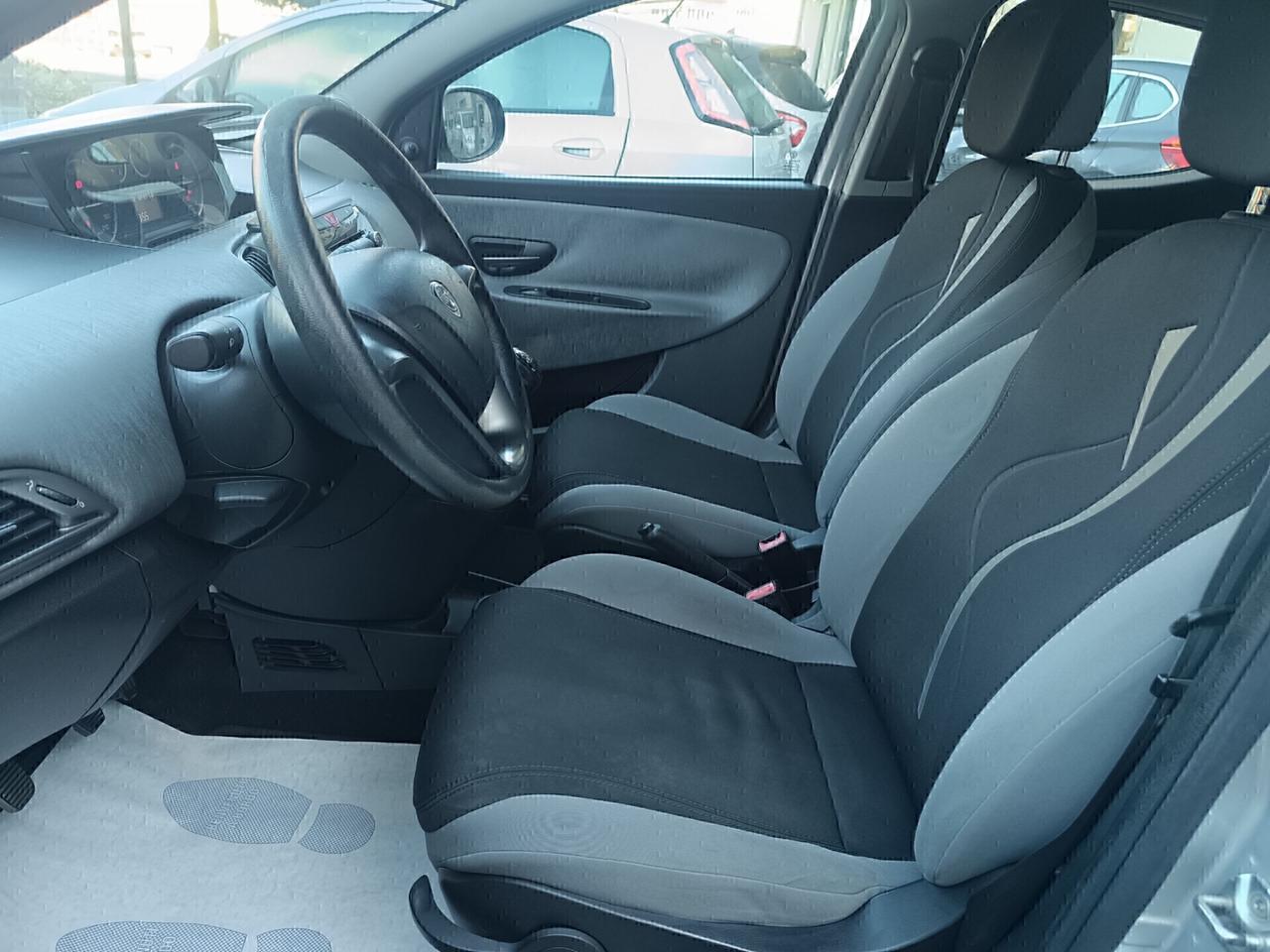 Lancia Ypsilon 1.2 SILVER CON GARANZIA 12 MESI