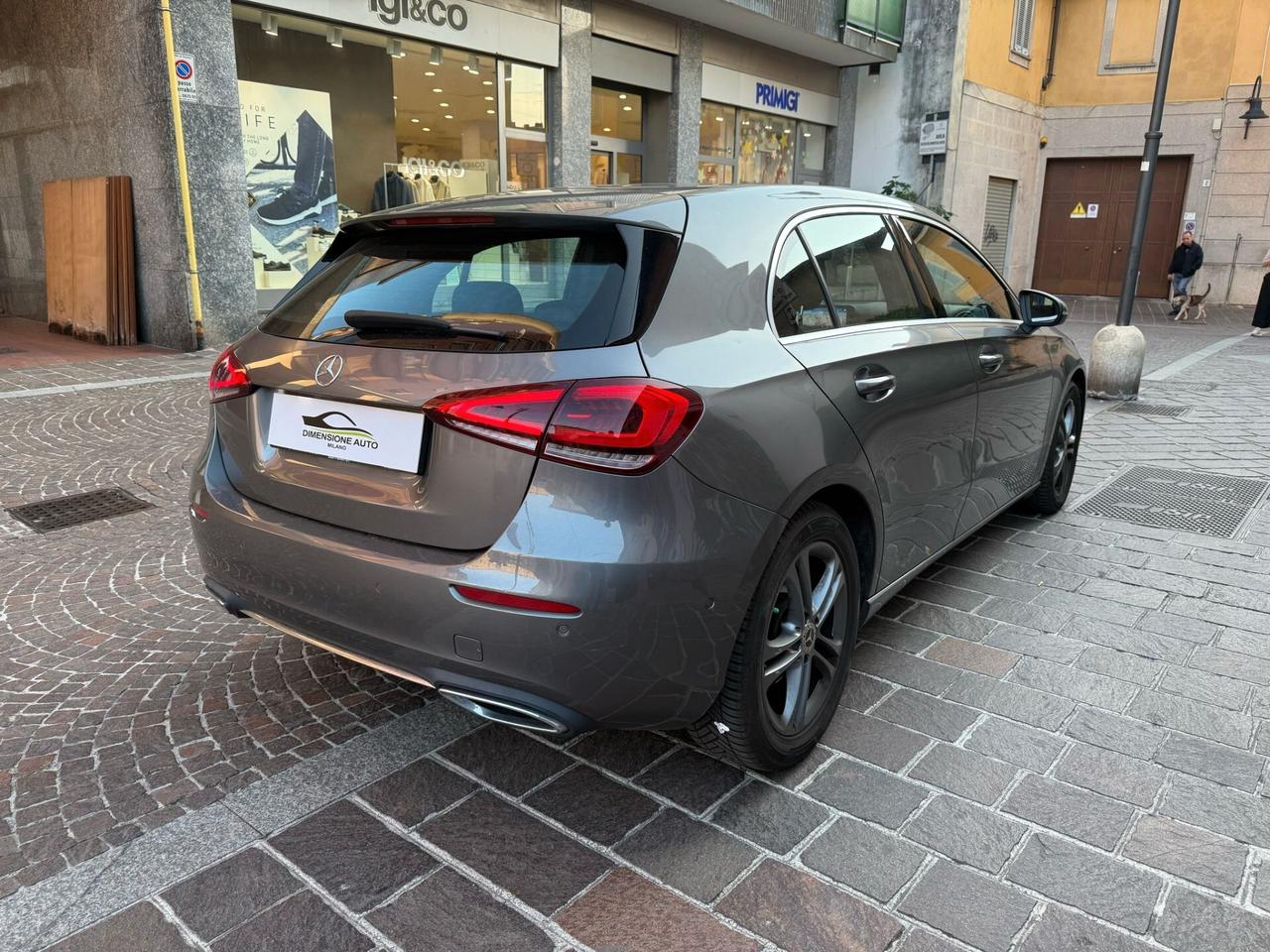 Mercedes-benz A 180 A 180 d Premium