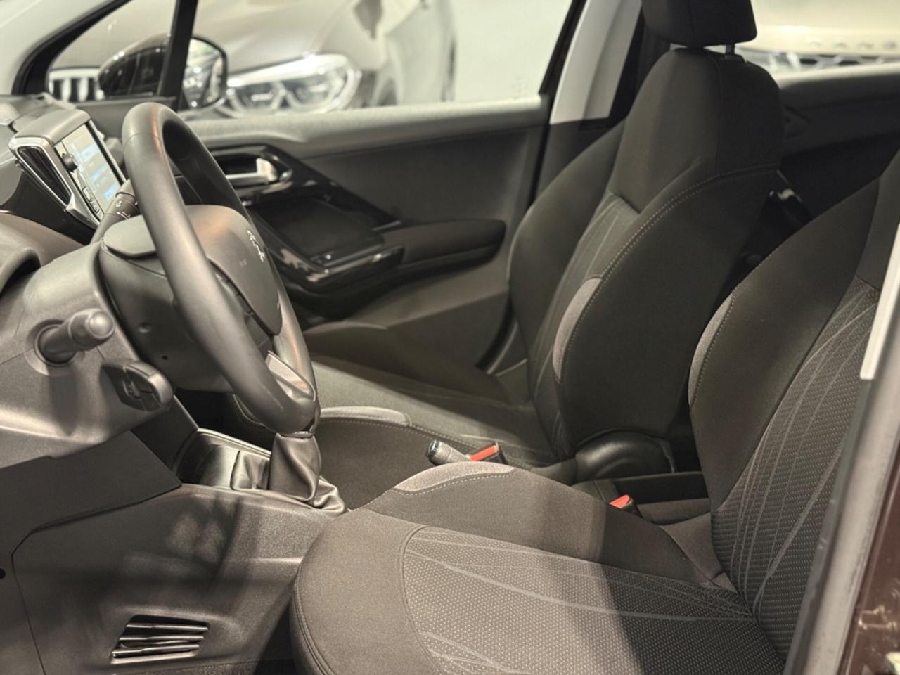 Peugeot 208 1.2 VTi 82 CV 5 porte Access