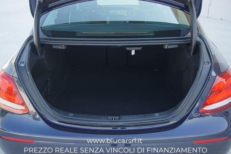 Mercedes-Benz Classe E E220d 4Matic Auto Sport