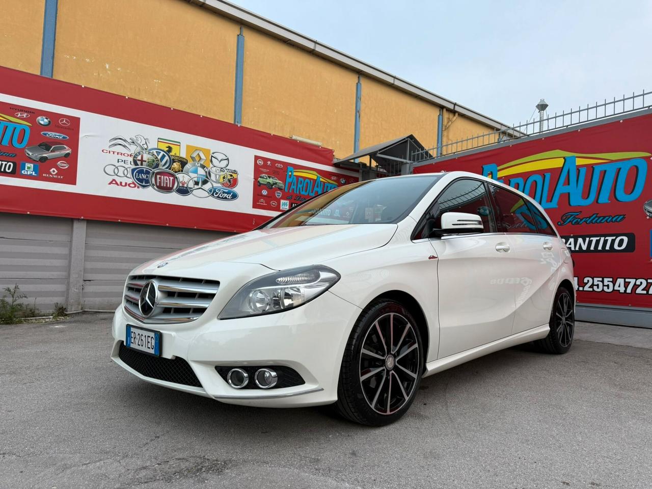 Mercedes-benz B 180 1.6 122cv Premium - 2013