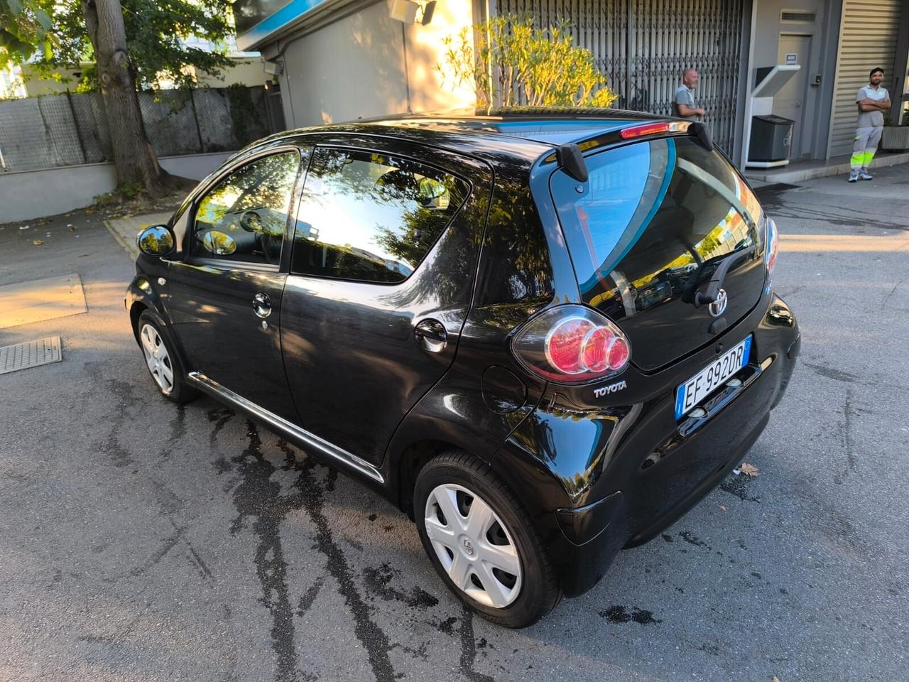 Toyota Aygo 1.0 12V VVT-i 3 porte Now Connect